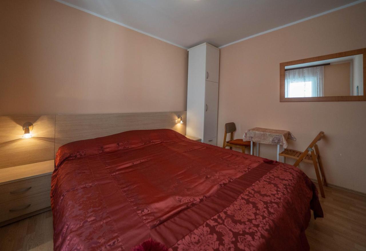 Seaside Serenity: 2-Bedroom Apartment With Boka Bay View Kotor Dış mekan fotoğraf